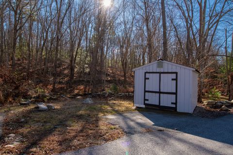 A home in Killingly