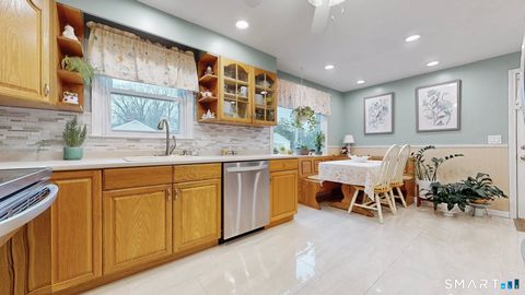 Tiny photo for 22 Hollywood Avenue, Milford, CT 06460 (MLS # 24157328)