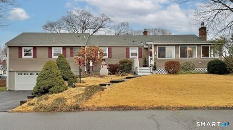Tiny photo for 22 Hollywood Avenue, Milford, CT 06460 (MLS # 24157328)