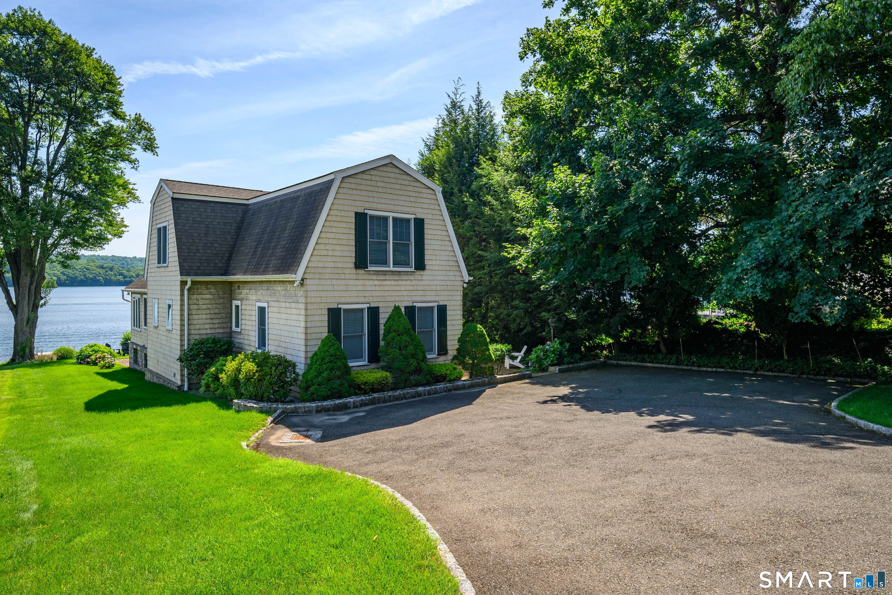 4 Eastview Road