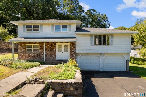 Photo of 107 Bayview Circle, Wolcott, CT 06716 (MLS # 24208718)