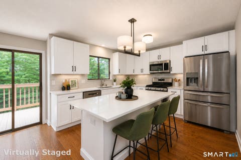 Condo For Sale - 23 Sherman Lane #23<br/> Hamden, CT 06514