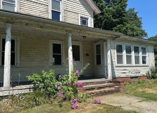 Preston, Connecticut 06365, United States, 3 Bedrooms Bedrooms, ,1 BathroomBathrooms,Residential,Active,186217