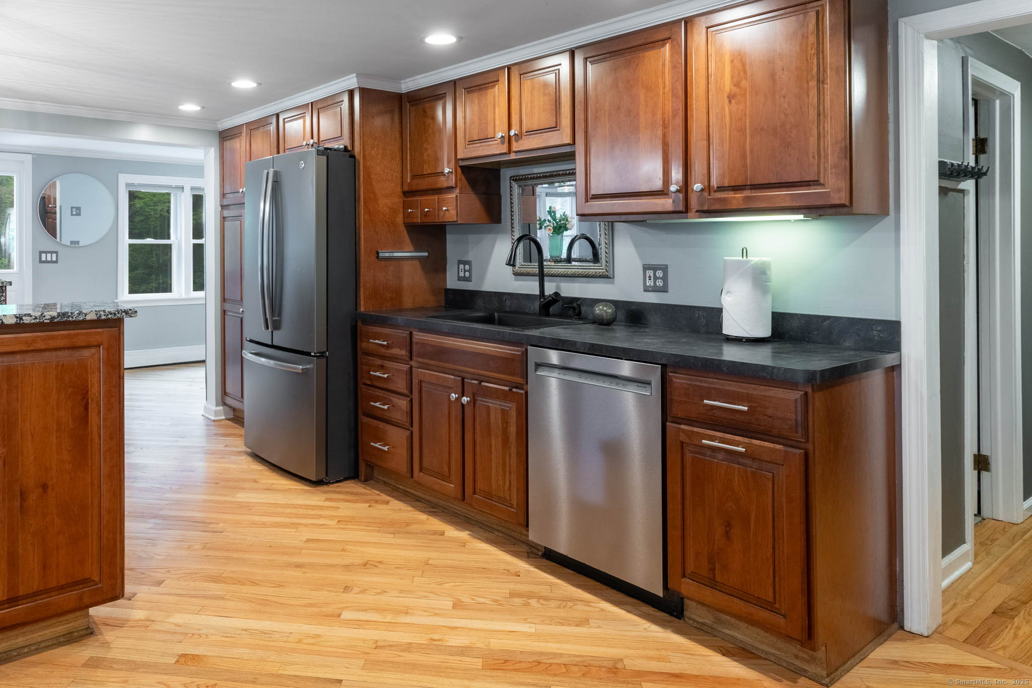 27 Pleasant Valley Road