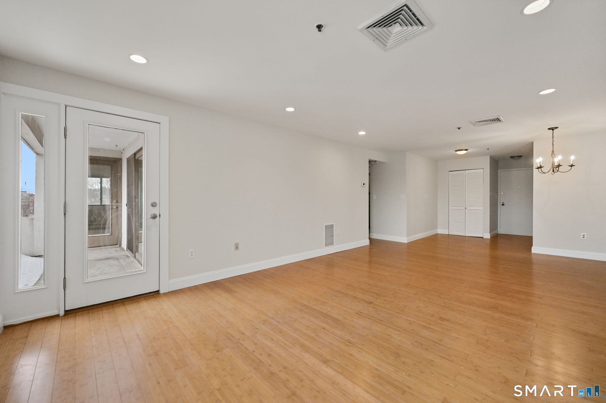 1633 Washington Boulevard APT 6D