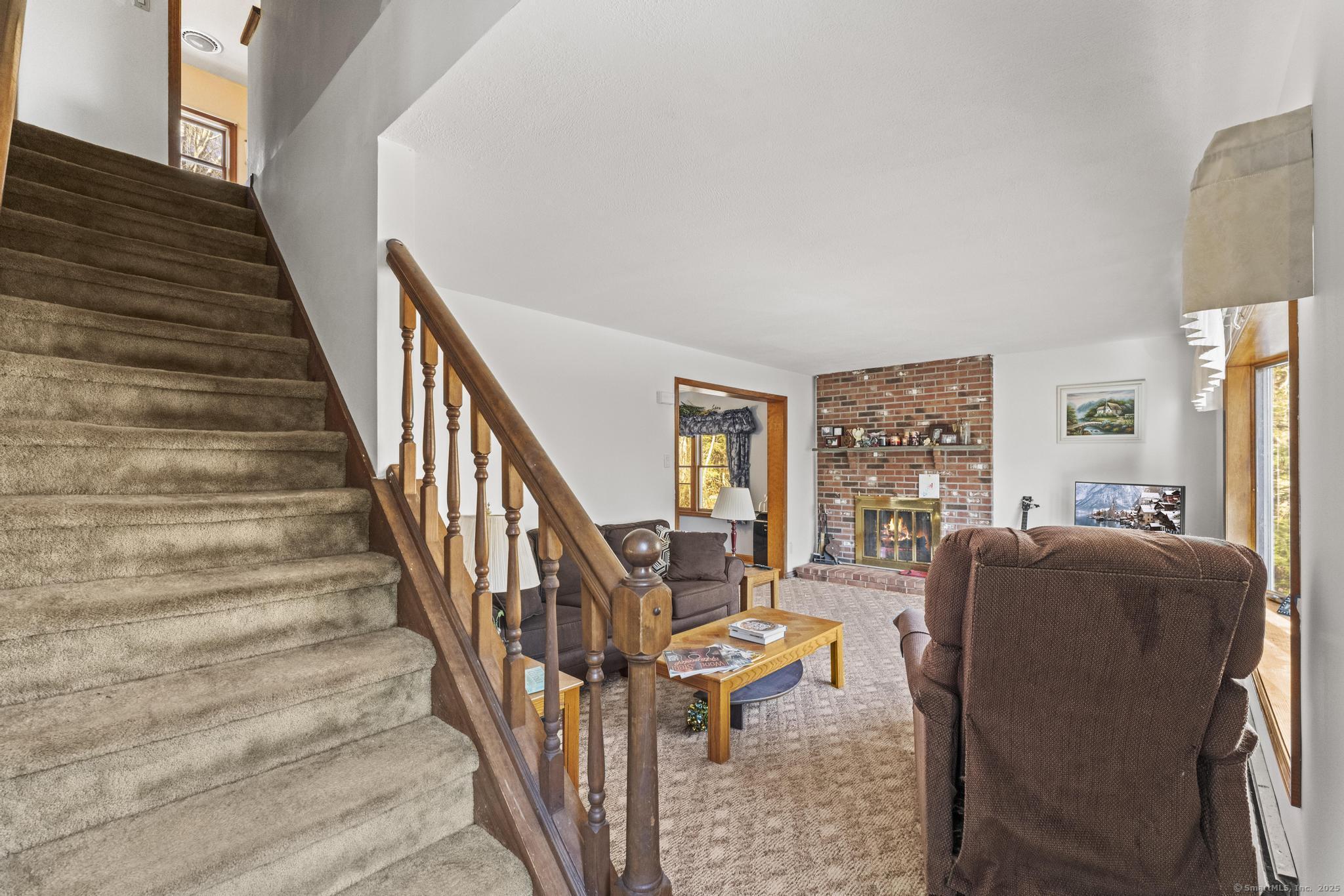 22 Roosevelt Avenue Extension, Preston, Connecticut image 8