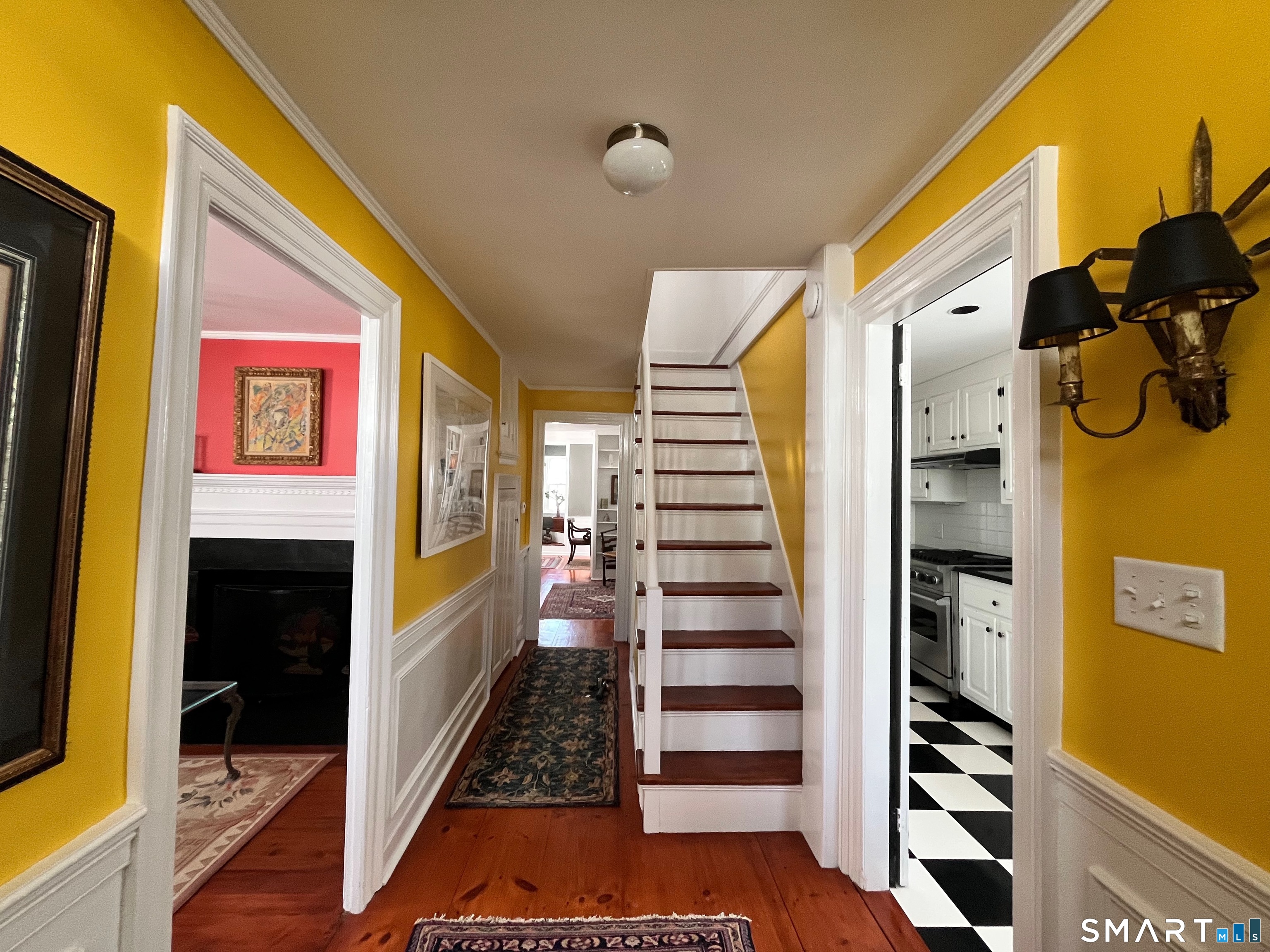 15 Grand Street