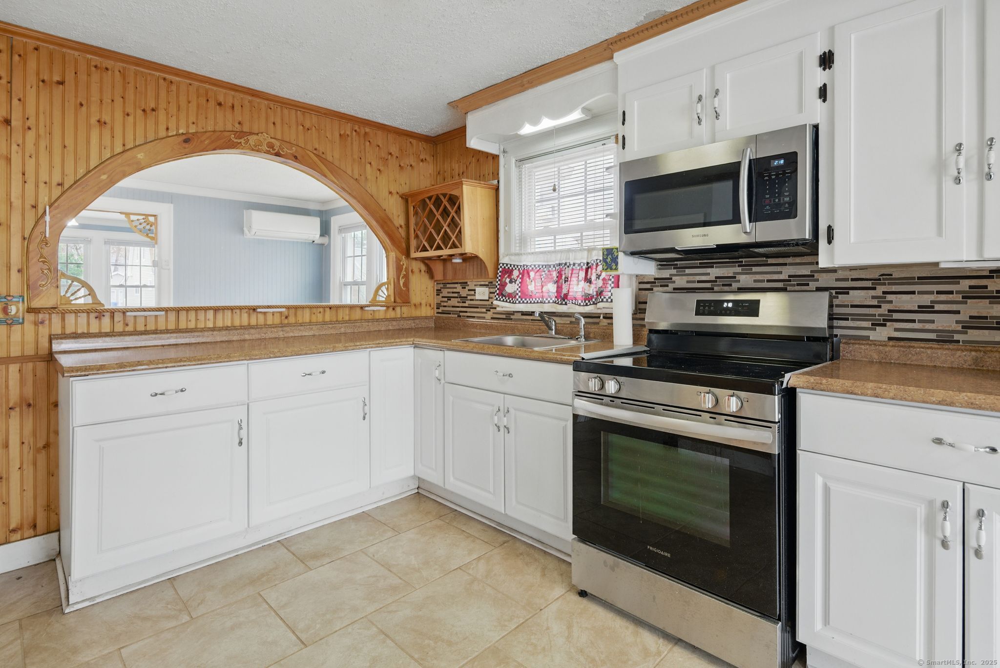 76 Walnut Street, East Hartford, Connecticut image 8