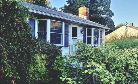 17 Hoye Street Plymouth CT 06786