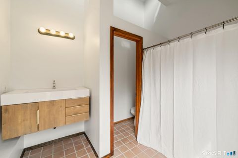 Tiny photo for 14 Fox Ridge, Guilford, CT 06437 (MLS # 24163873)