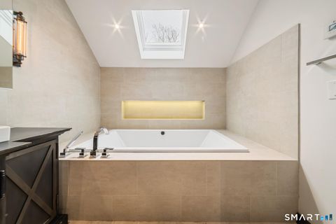 Tiny photo for 14 Fox Ridge, Guilford, CT 06437 (MLS # 24163873)