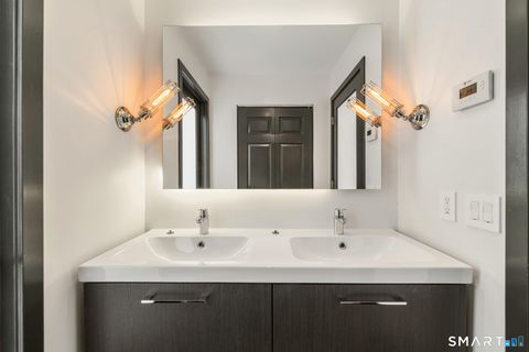 Tiny photo for 14 Fox Ridge, Guilford, CT 06437 (MLS # 24163873)