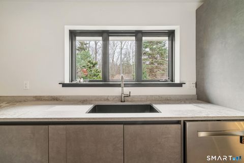 Tiny photo for 14 Fox Ridge, Guilford, CT 06437 (MLS # 24163873)