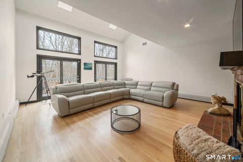 Tiny photo for 14 Fox Ridge, Guilford, CT 06437 (MLS # 24163873)