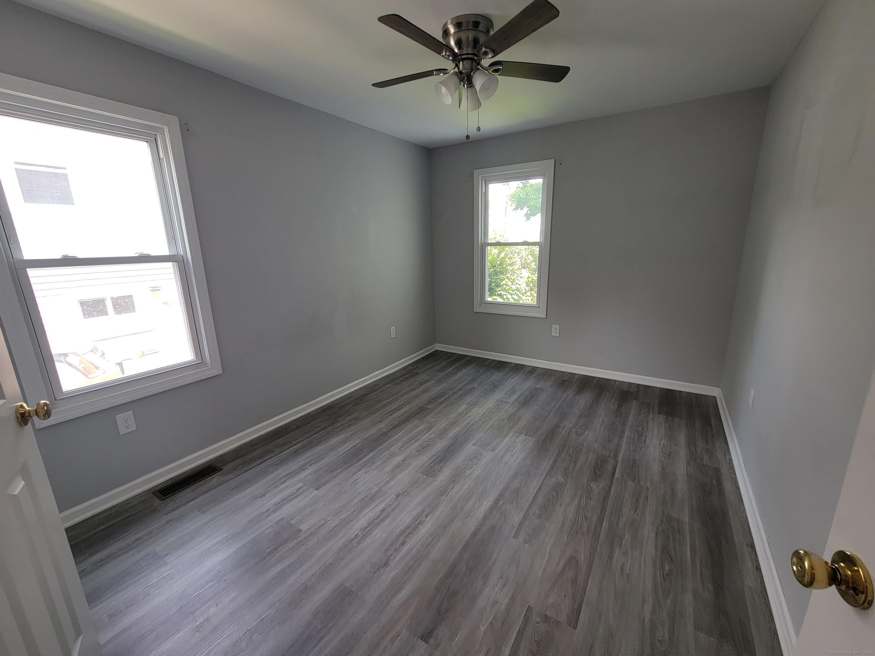 87 Fairview Avenue