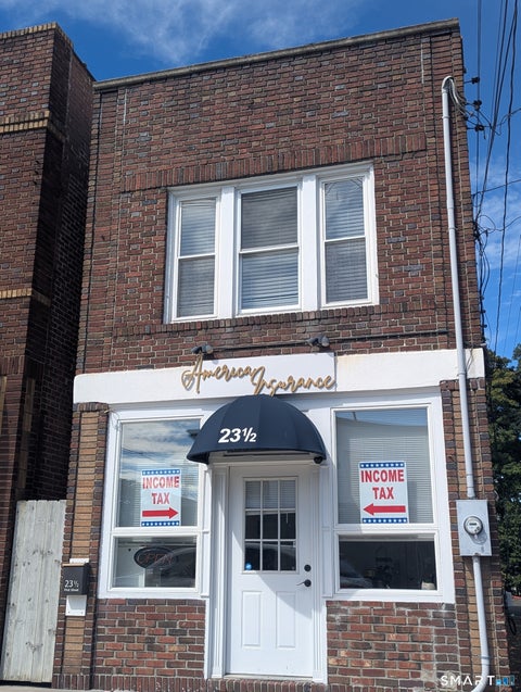 Multifamily For Rent - 23 1/2 1st Street #2<br/> Fairfield County, Norwalk, CT 06855