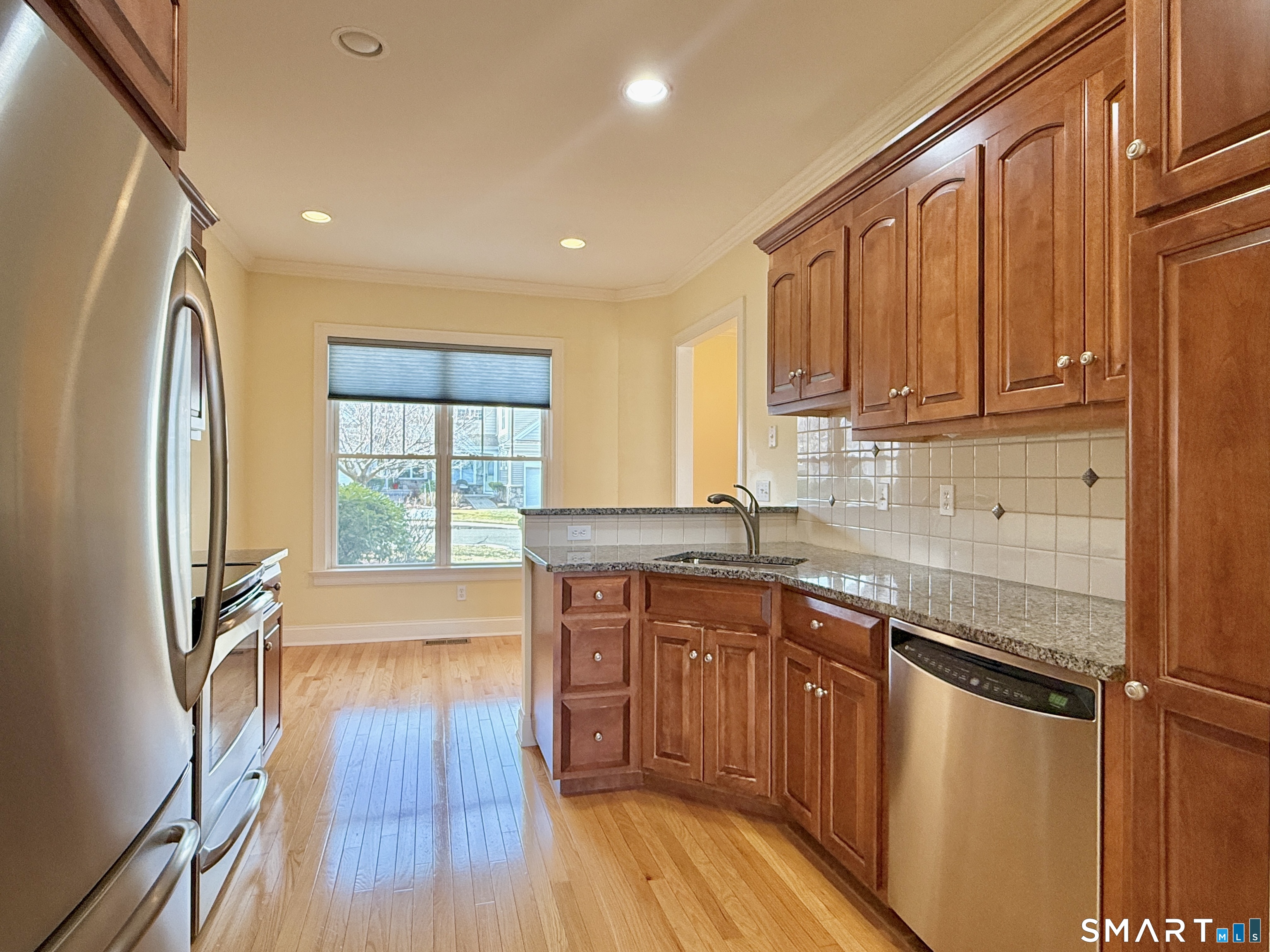 165 Bradford Walk 165