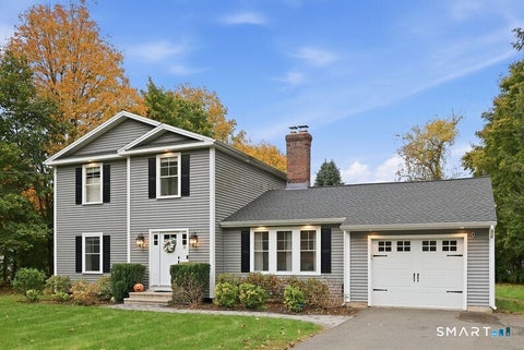 Tiny photo for 11 Fairlawn Street, Farmington, CT 06032 (MLS # 24214147)