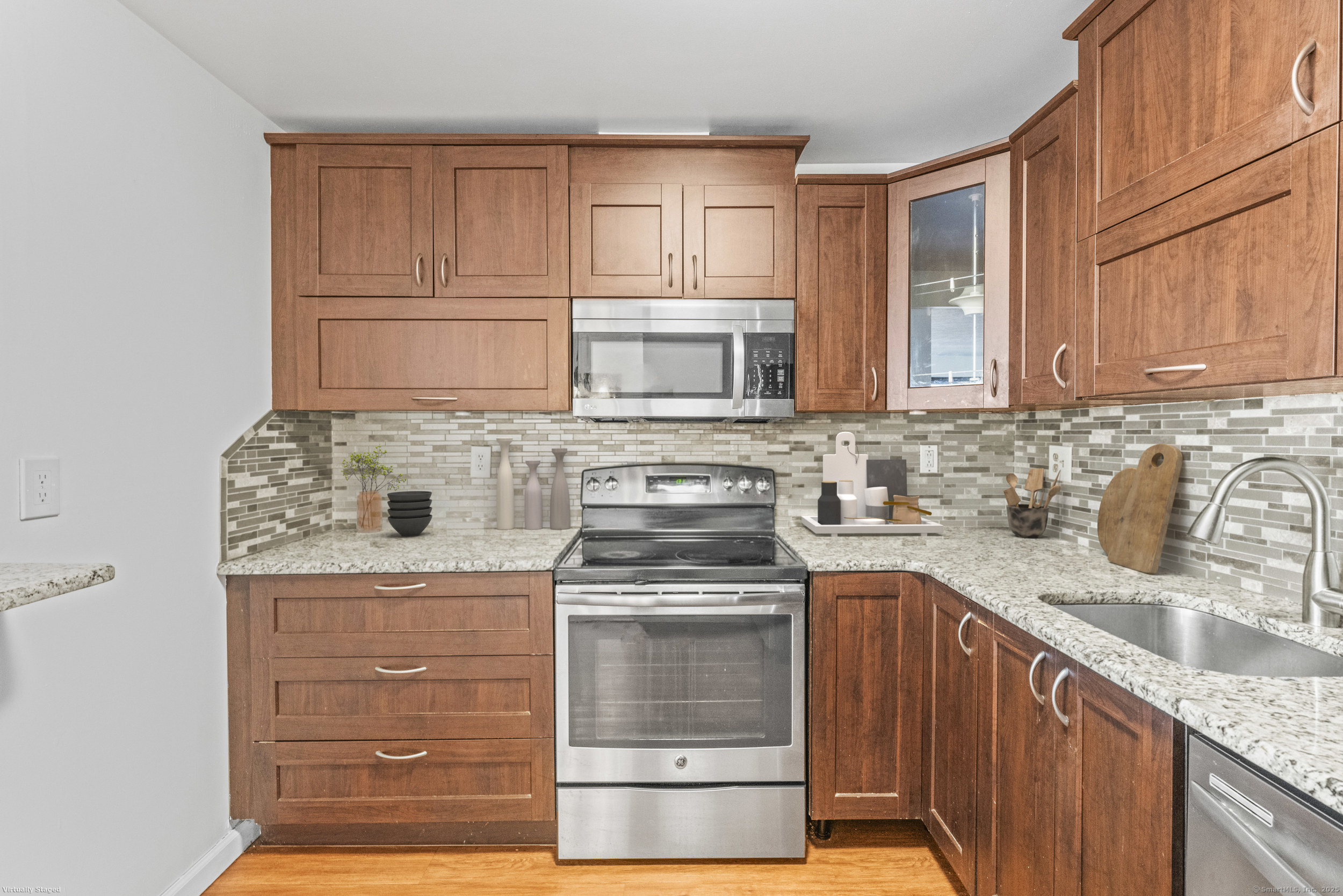 111 Dekoven Drive #APT 909, Middletown, Connecticut image 5