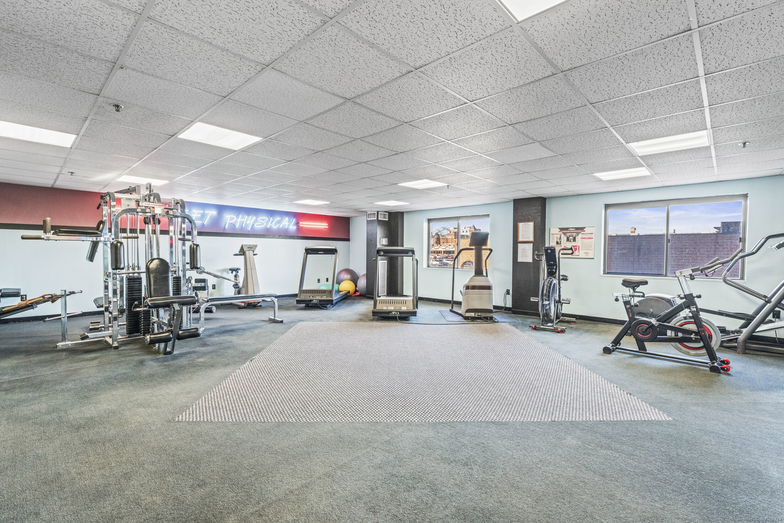 111 Dekoven Drive #APT 909, Middletown, Connecticut image 31