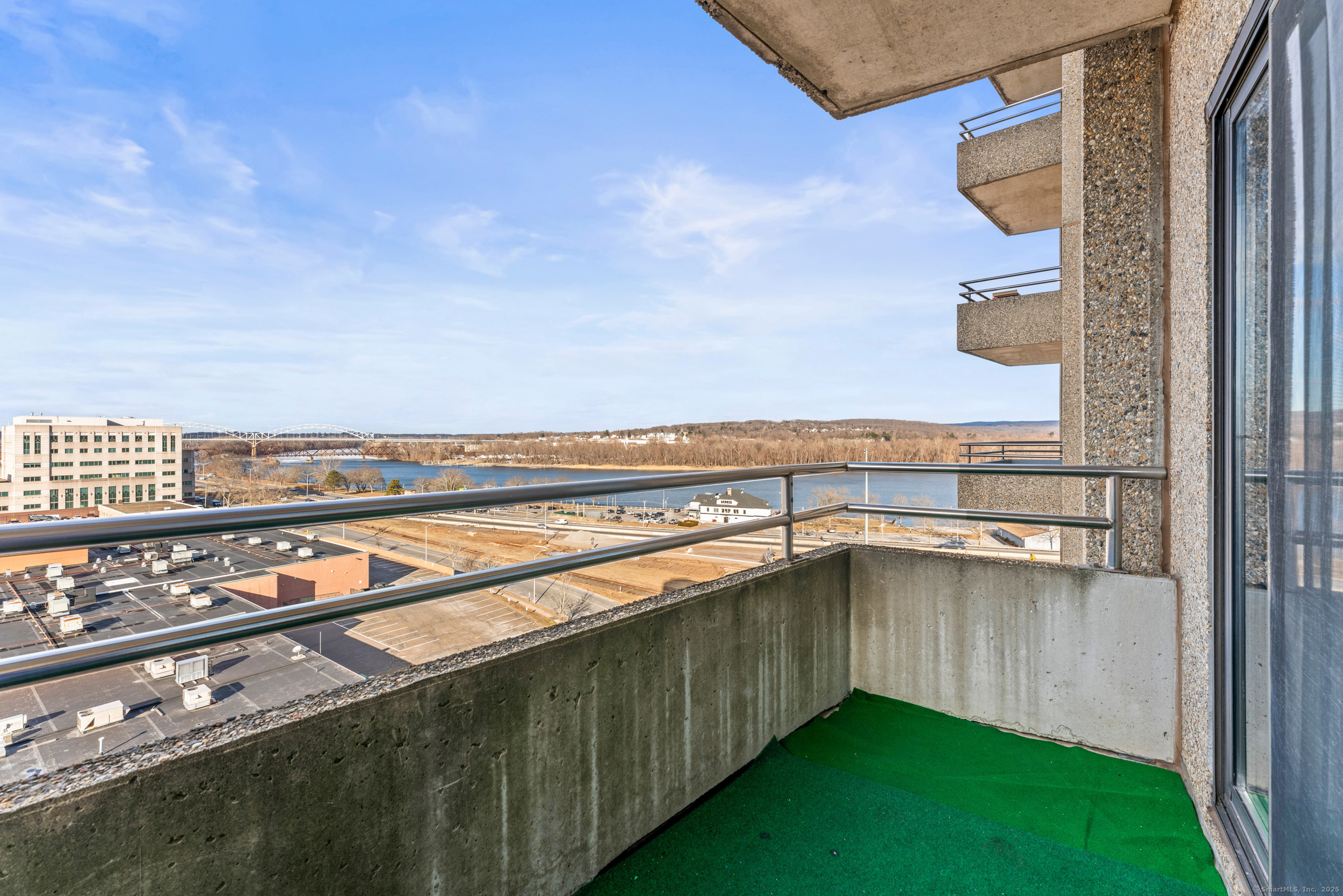 111 Dekoven Drive #APT 909, Middletown, Connecticut image 2