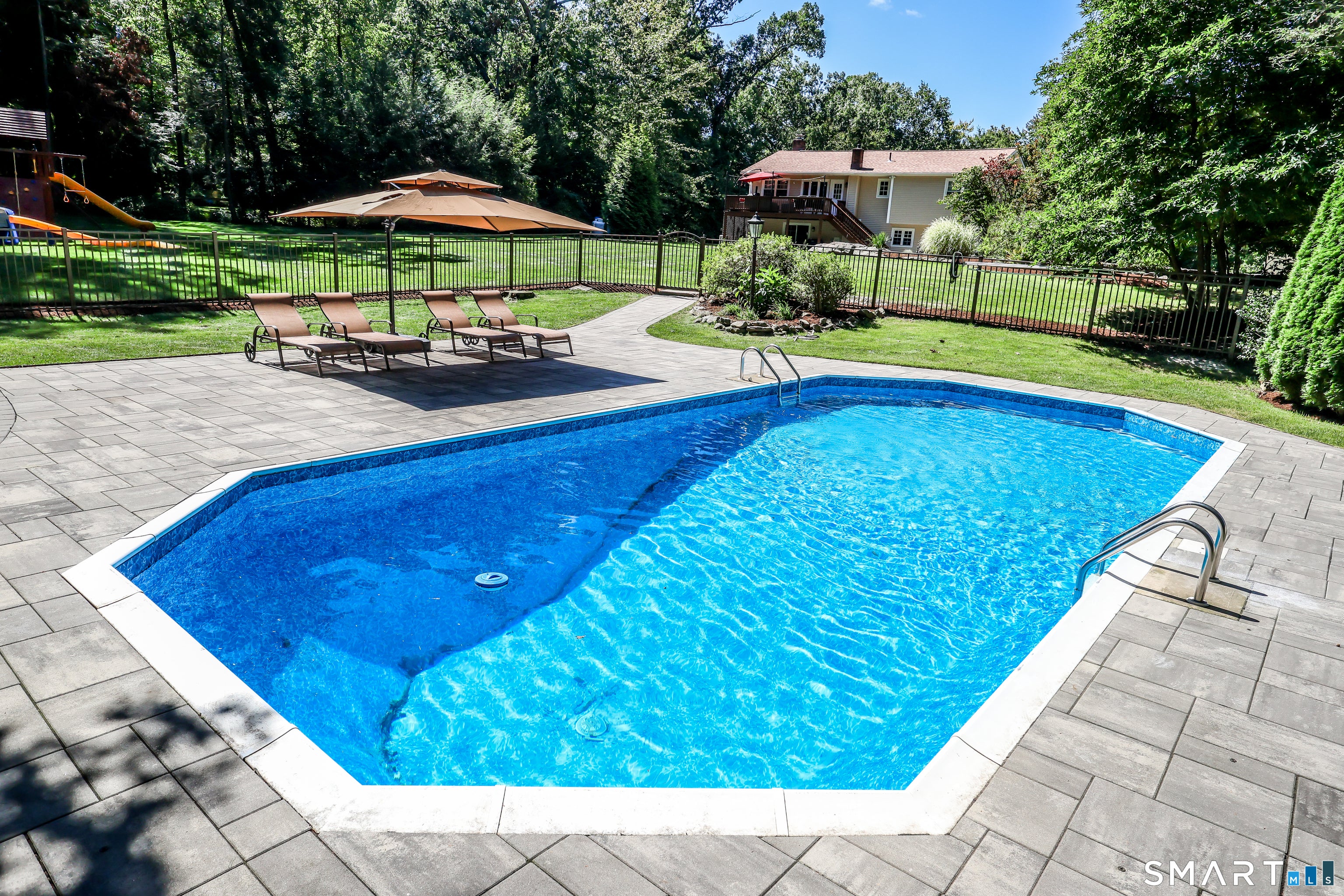 31 Deer Run Road