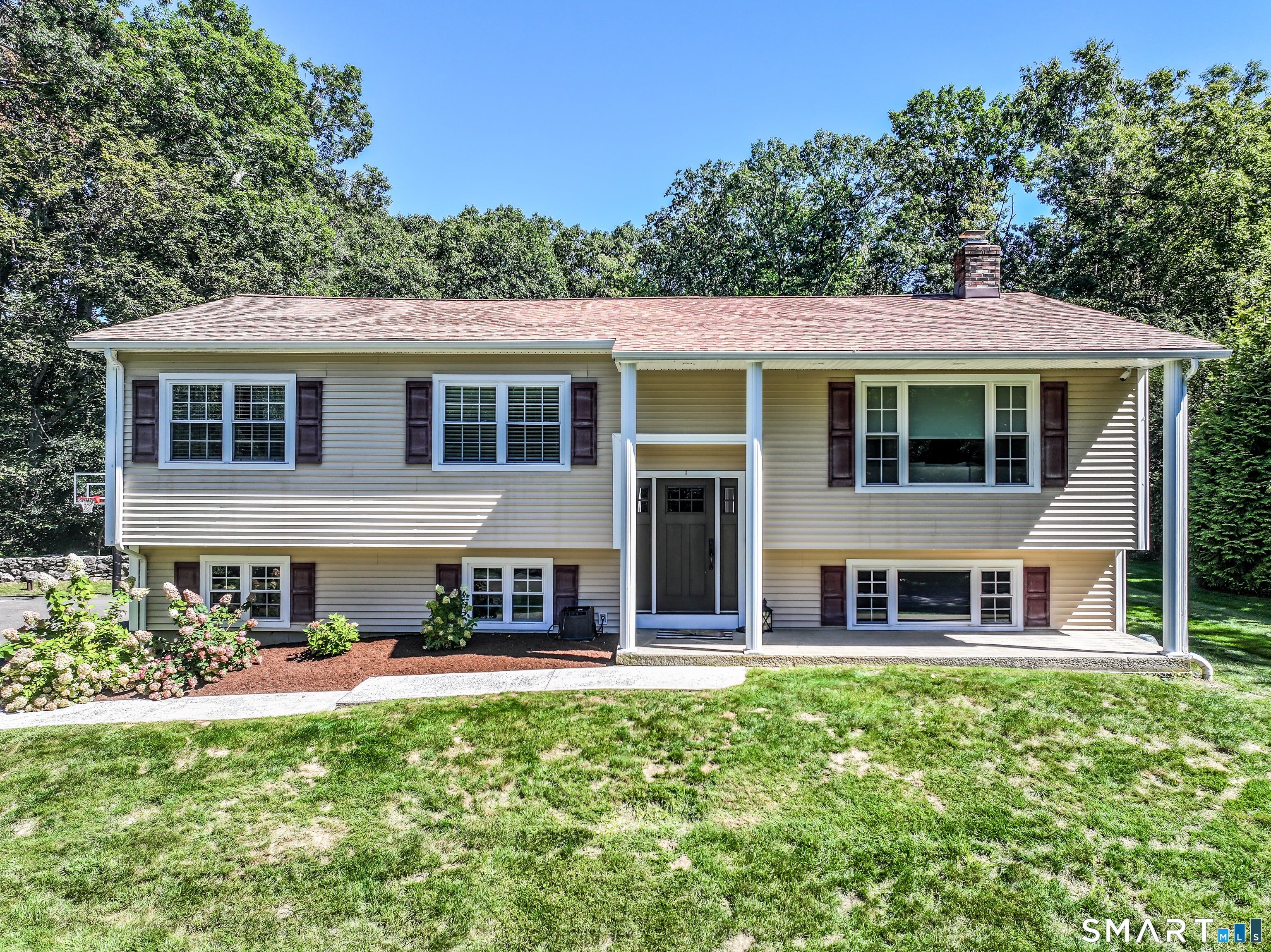 31 Deer Run Road