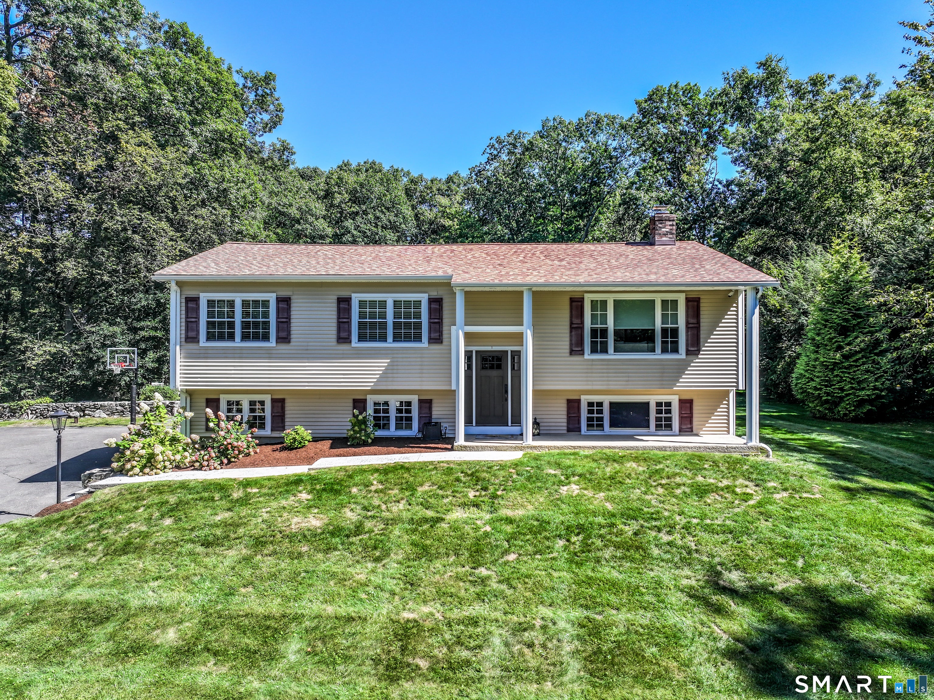 31 Deer Run Road