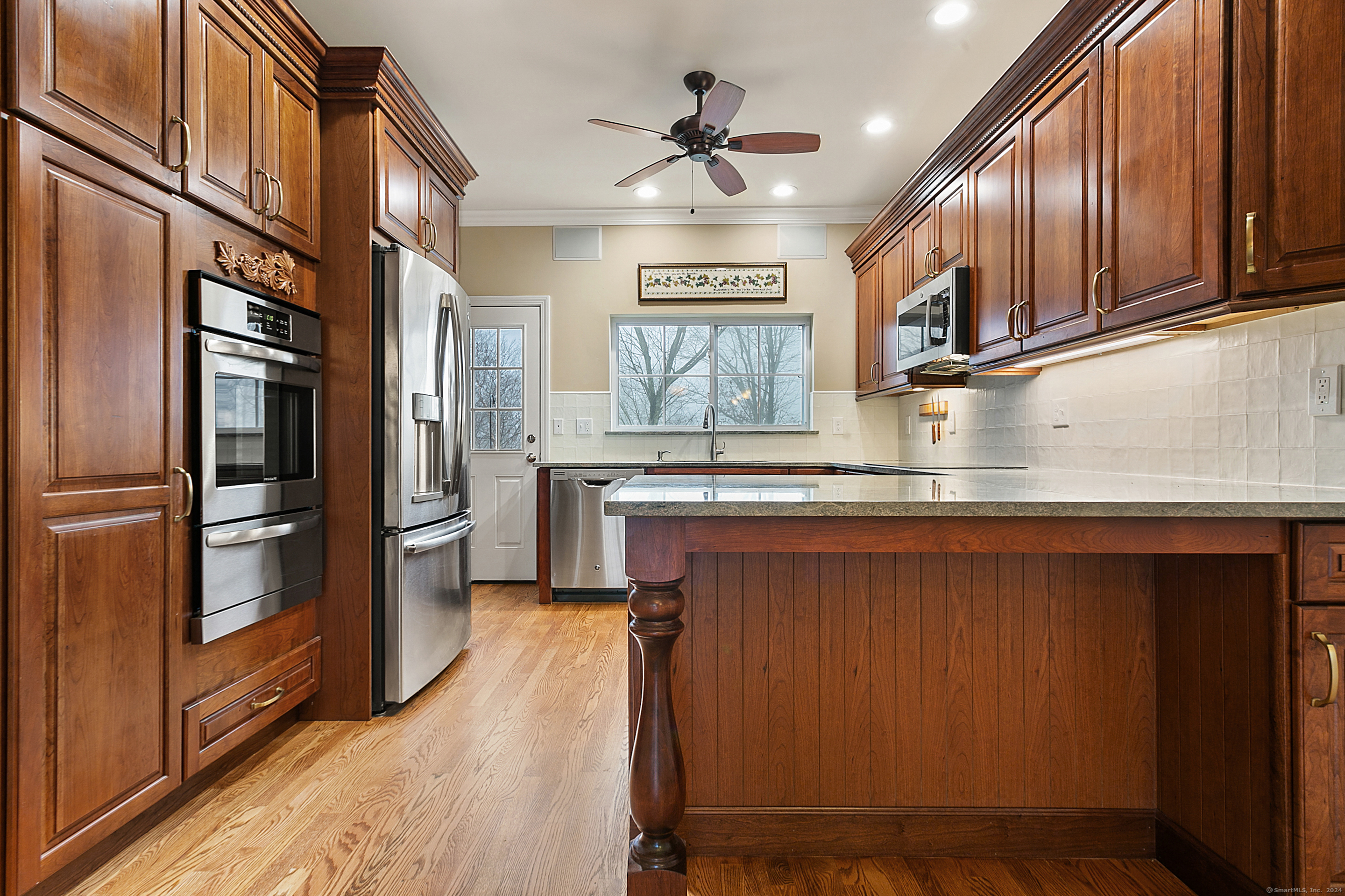 38 Heron View Road #38, New Fairfield, Connecticut image 2