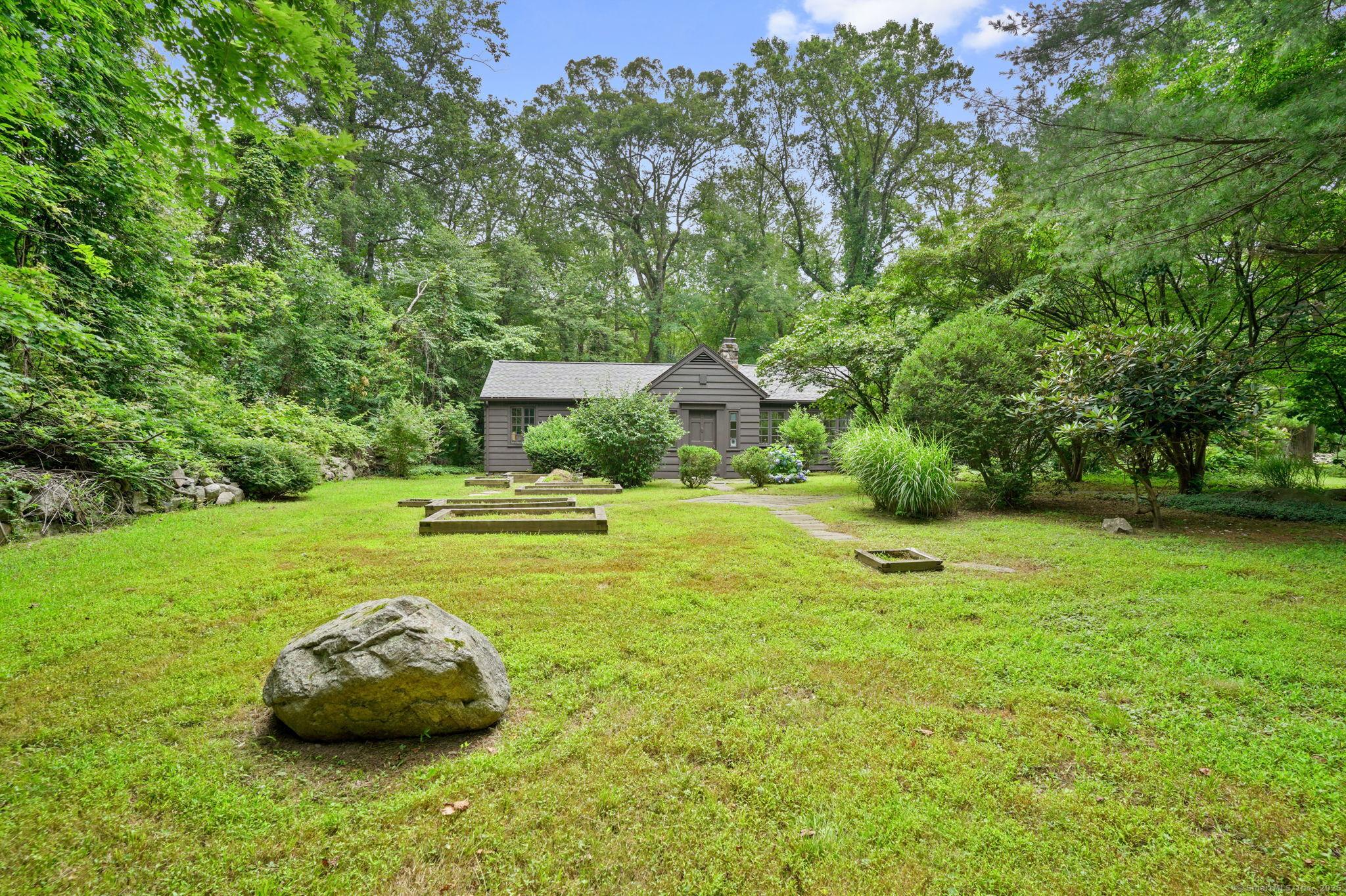 25 Vista Road