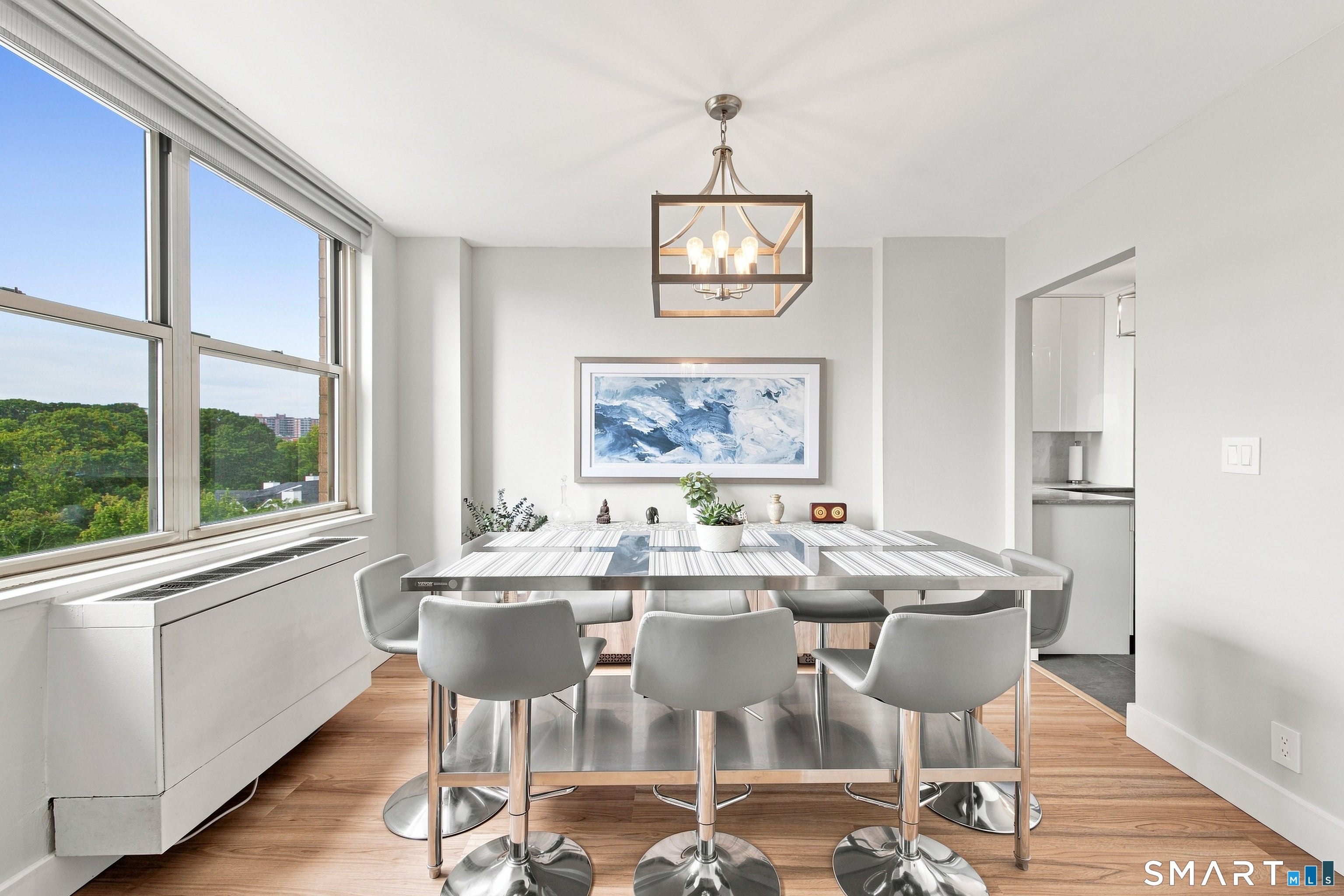 50 Glenbrook Road 7D