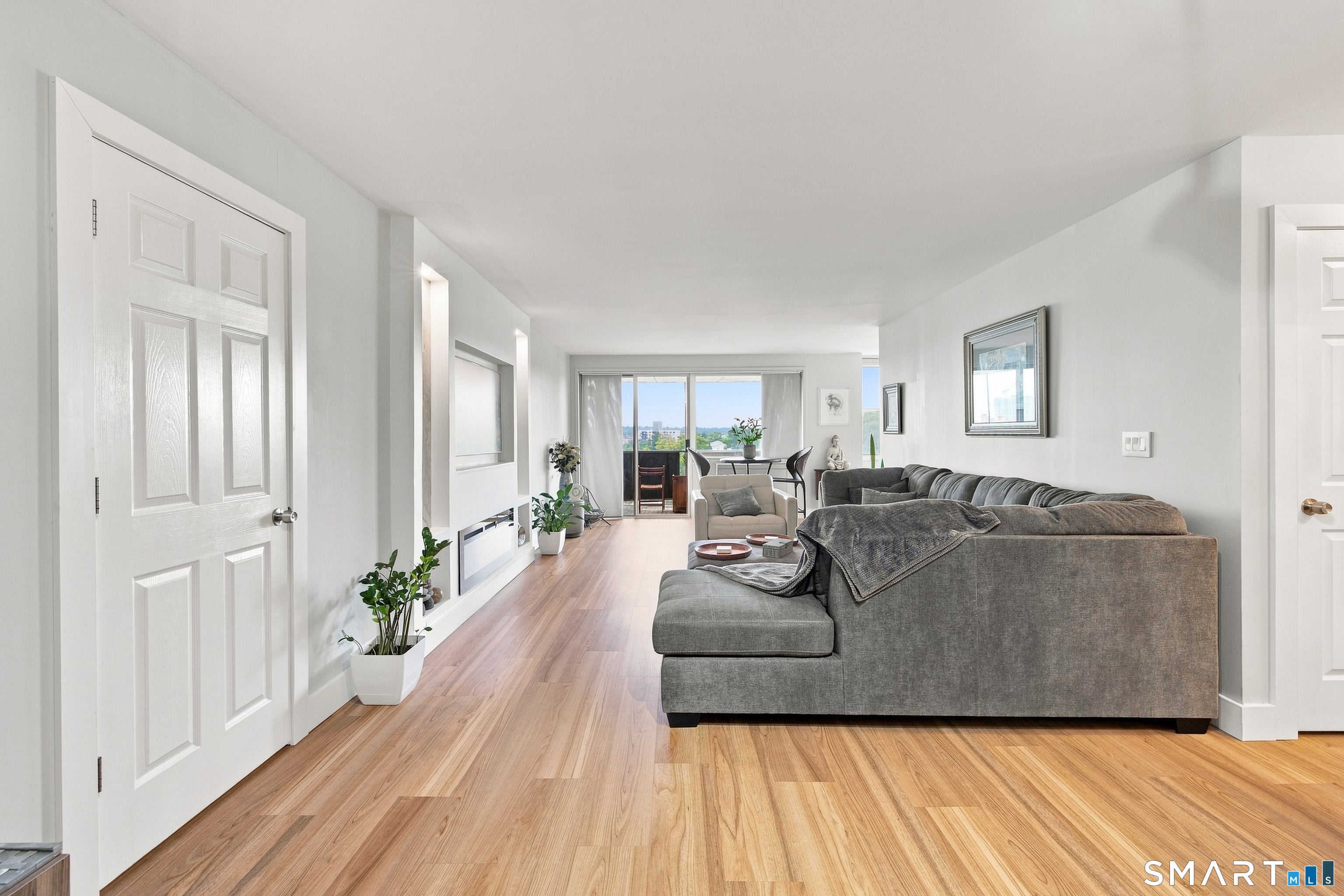 50 Glenbrook Road 7D