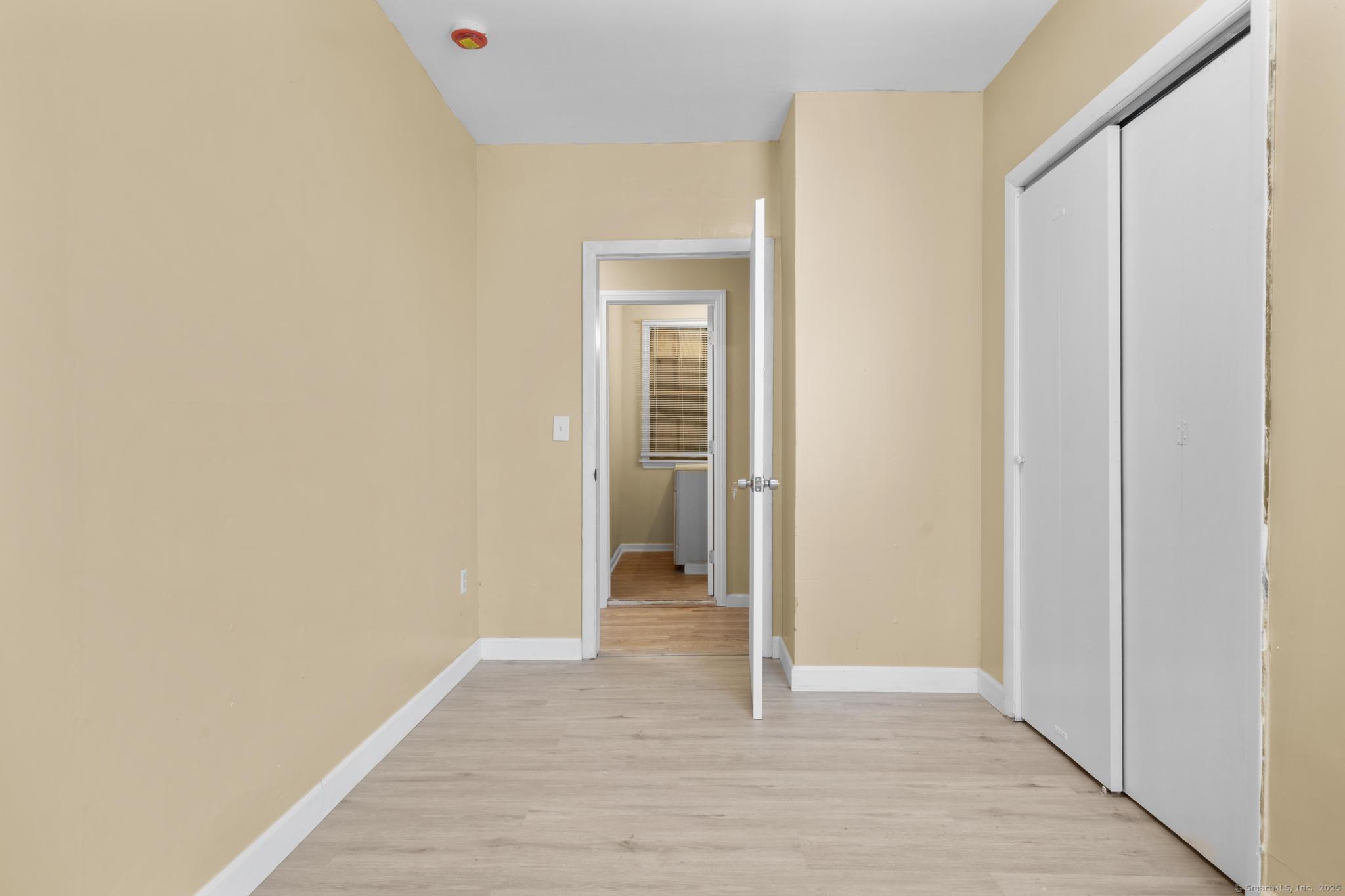 Hartford, Connecticut 06106, United States, 3 Bedrooms Bedrooms, ,3 BathroomsBathrooms,Residential,Active,195093