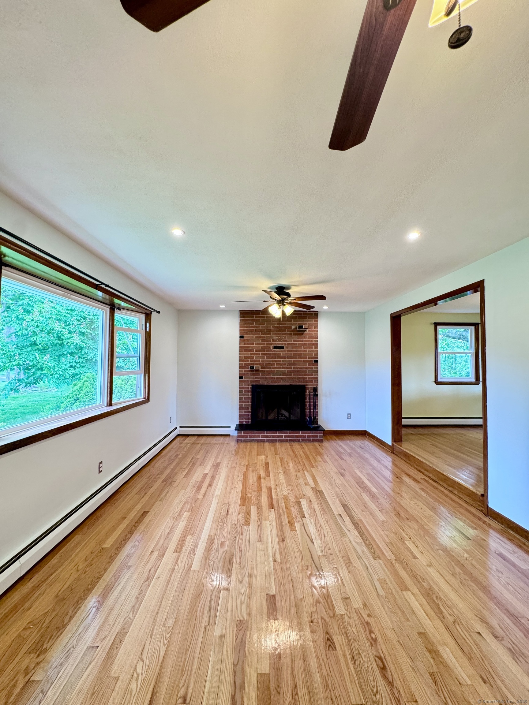 588 Poquonock Avenue, Windsor, Connecticut image 12
