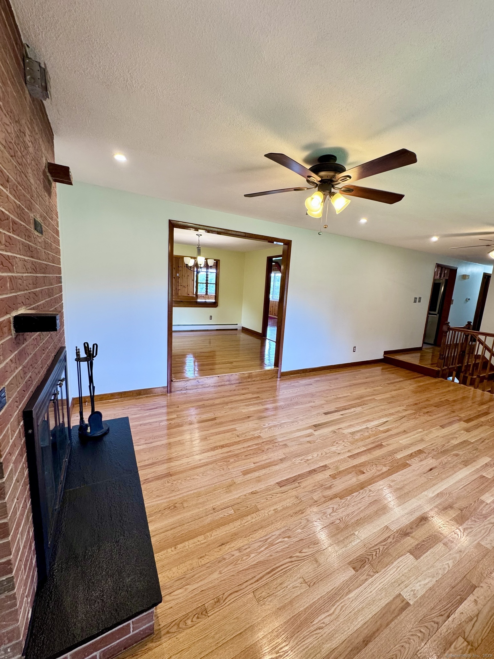 588 Poquonock Avenue, Windsor, Connecticut image 14