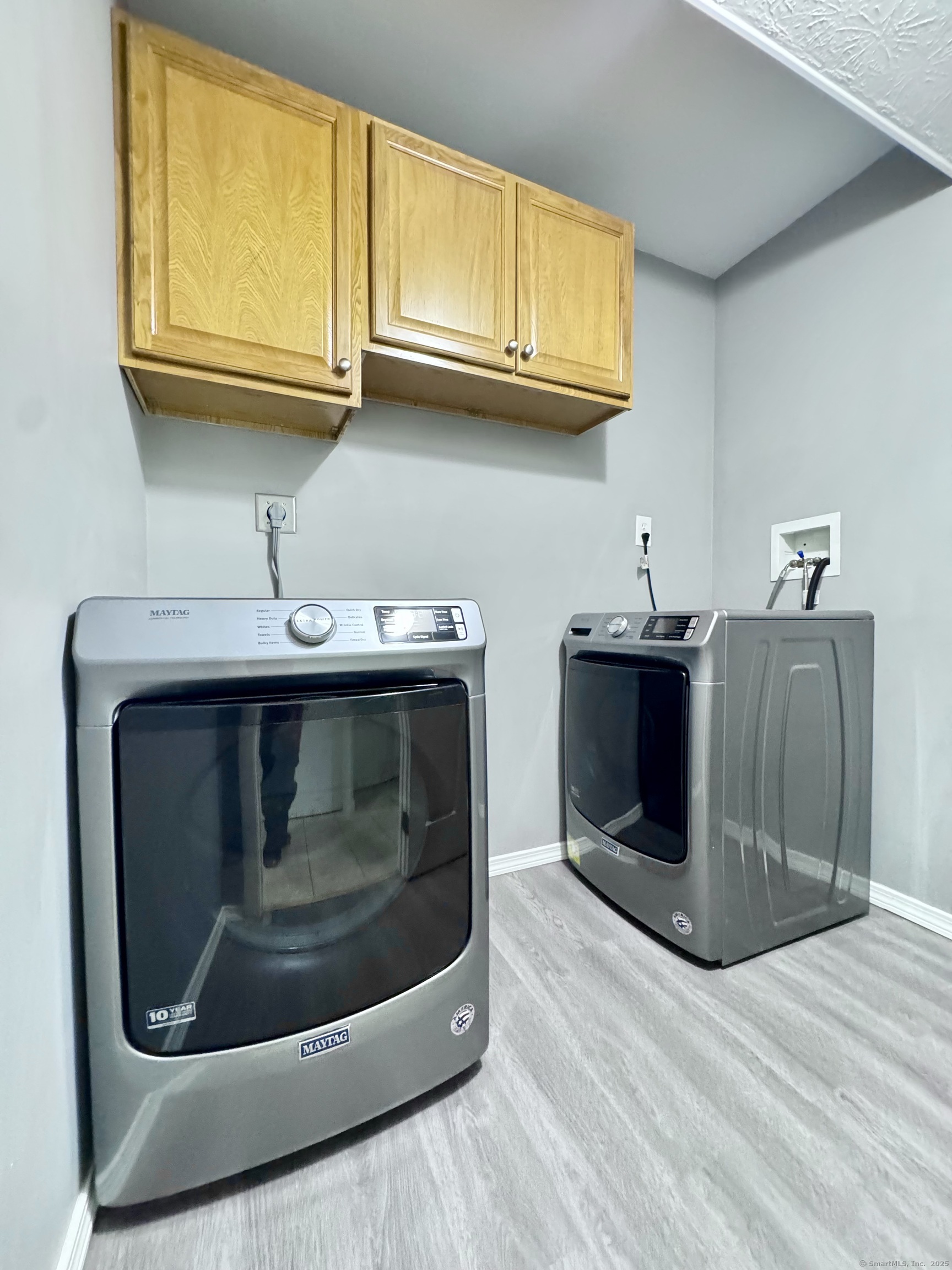 588 Poquonock Avenue, Windsor, Connecticut image 35