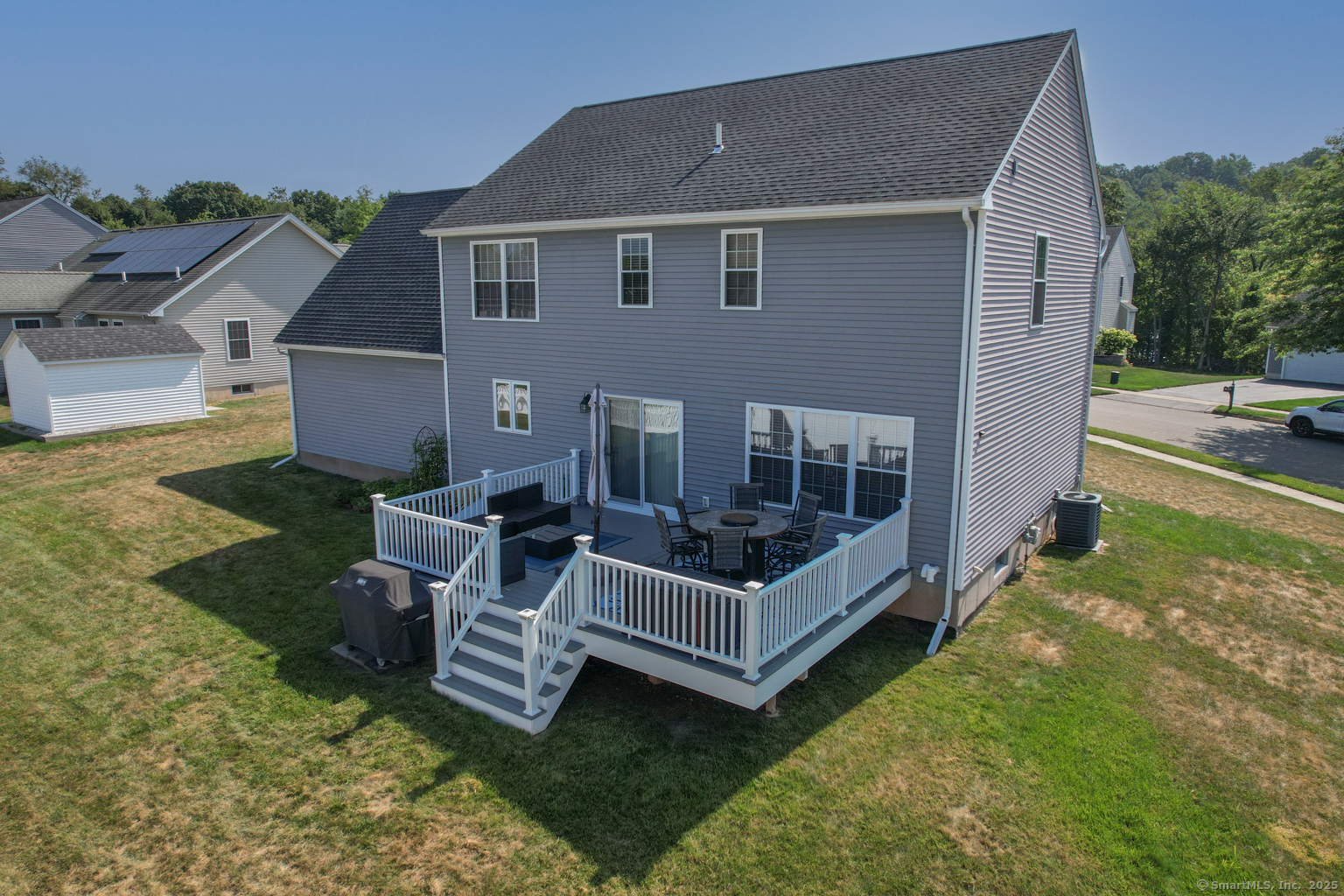 Meriden, Connecticut 06450, United States, 4 Bedrooms Bedrooms, ,3 BathroomsBathrooms,Residential,Pending,191856