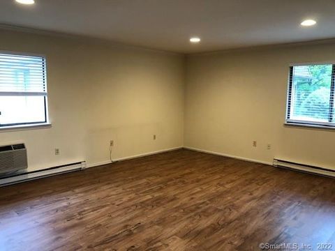 Tiny photo for 6 Bouton Street E #4, Stamford, CT 06907 (MLS # 24154341)
