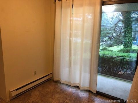 Tiny photo for 6 Bouton Street E #4, Stamford, CT 06907 (MLS # 24154341)