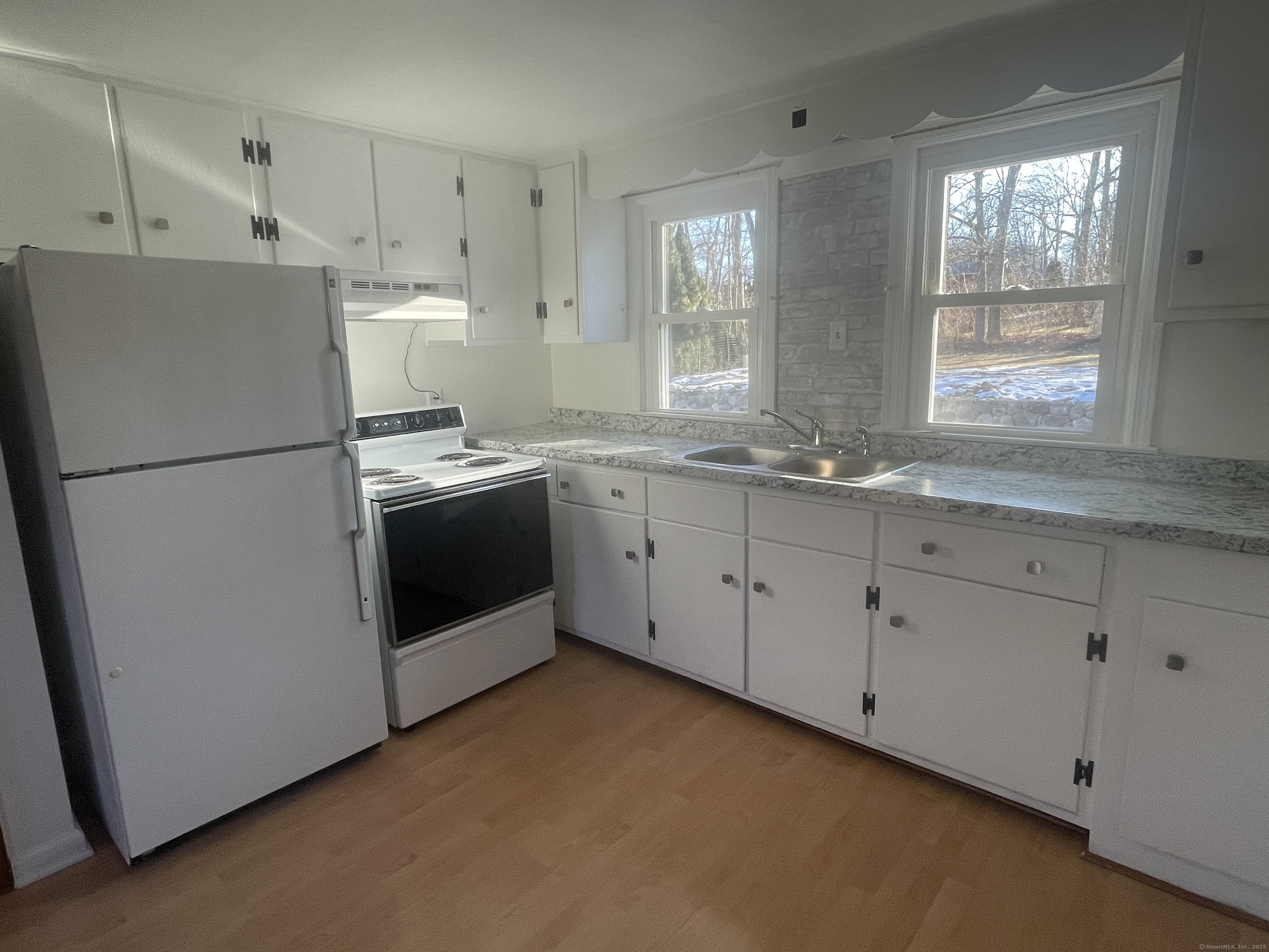 64 Damson Lane, Naugatuck, Connecticut image 7
