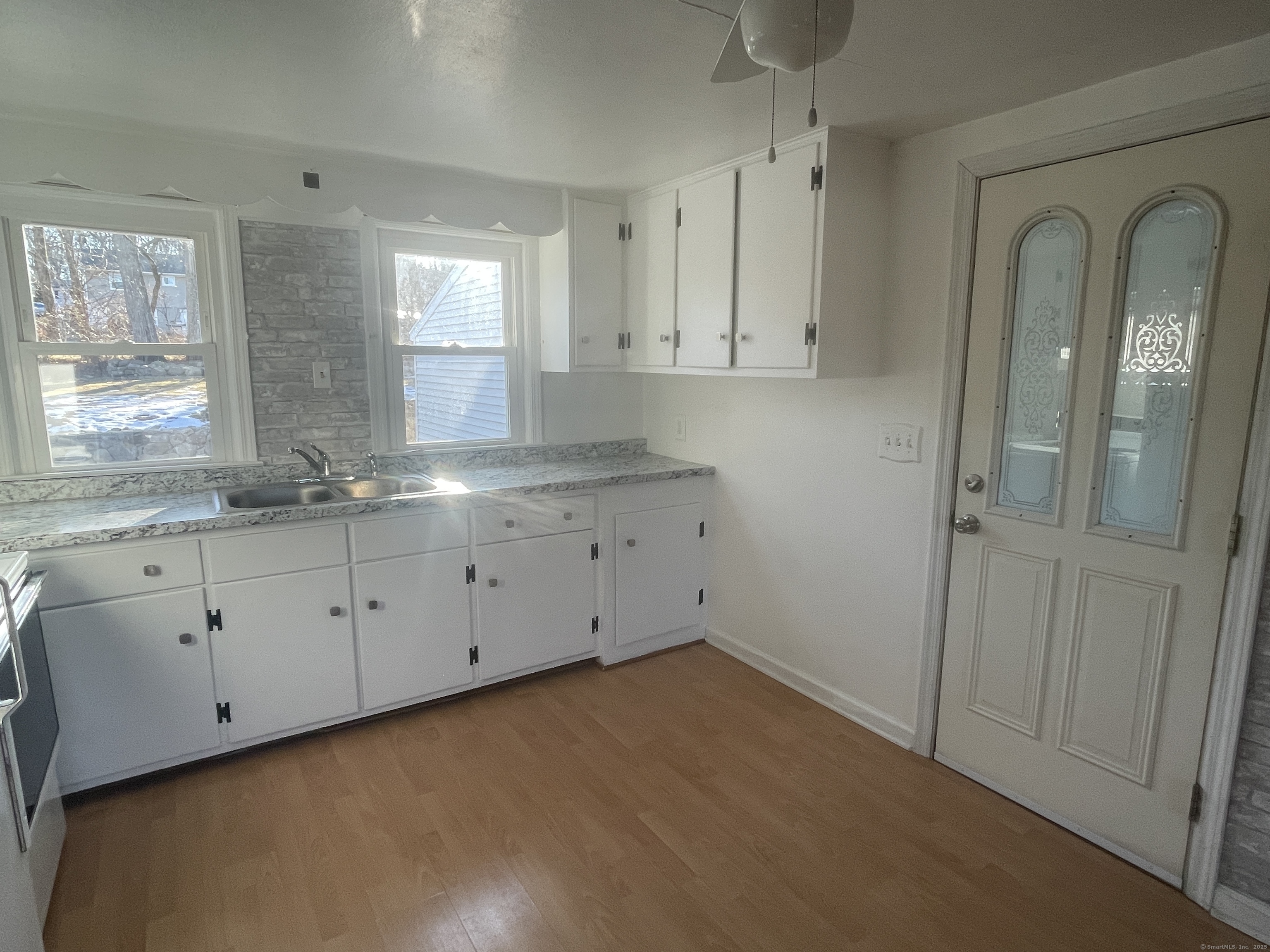 64 Damson Lane, Naugatuck, Connecticut image 8