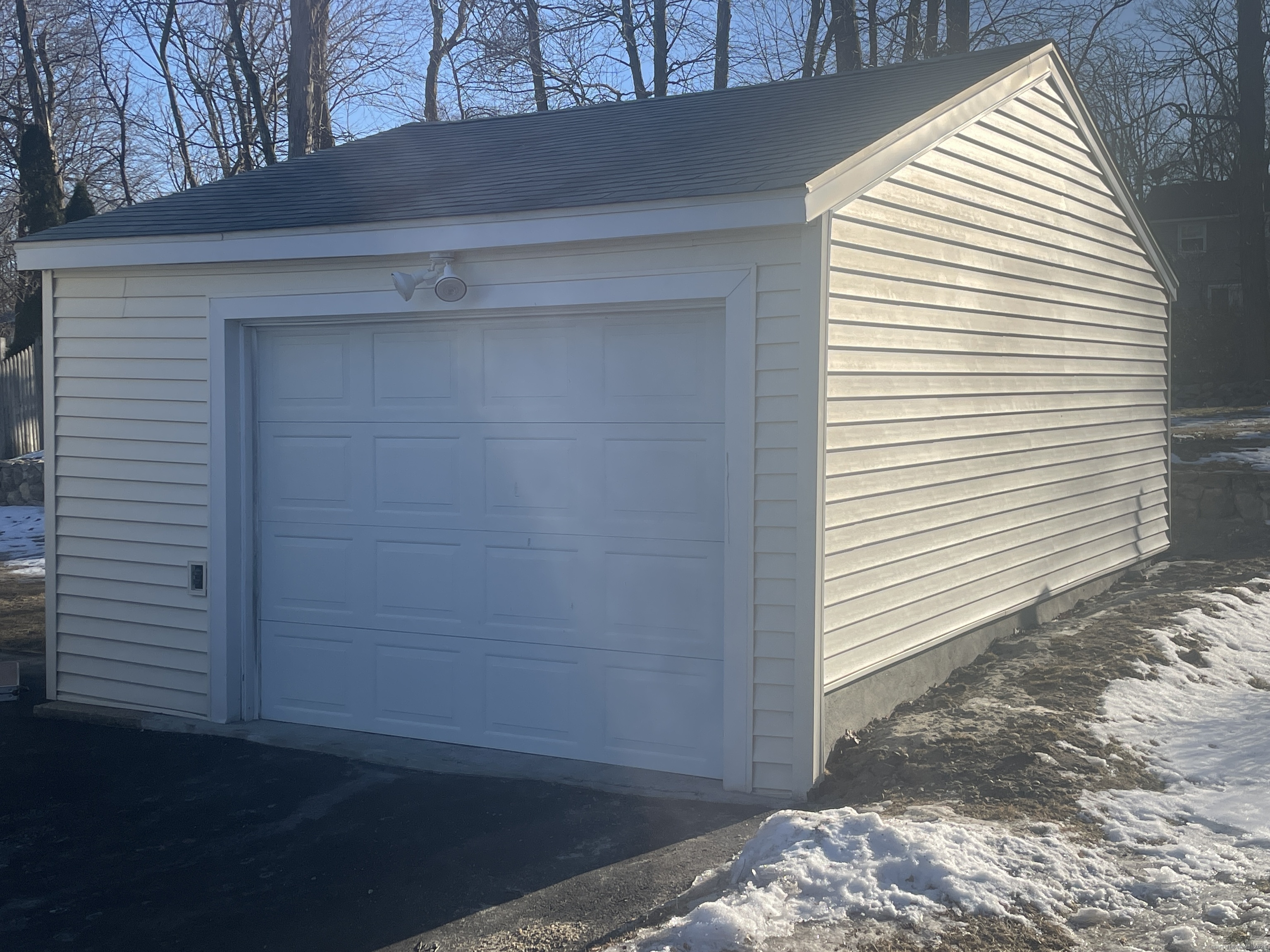 64 Damson Lane, Naugatuck, Connecticut image 2