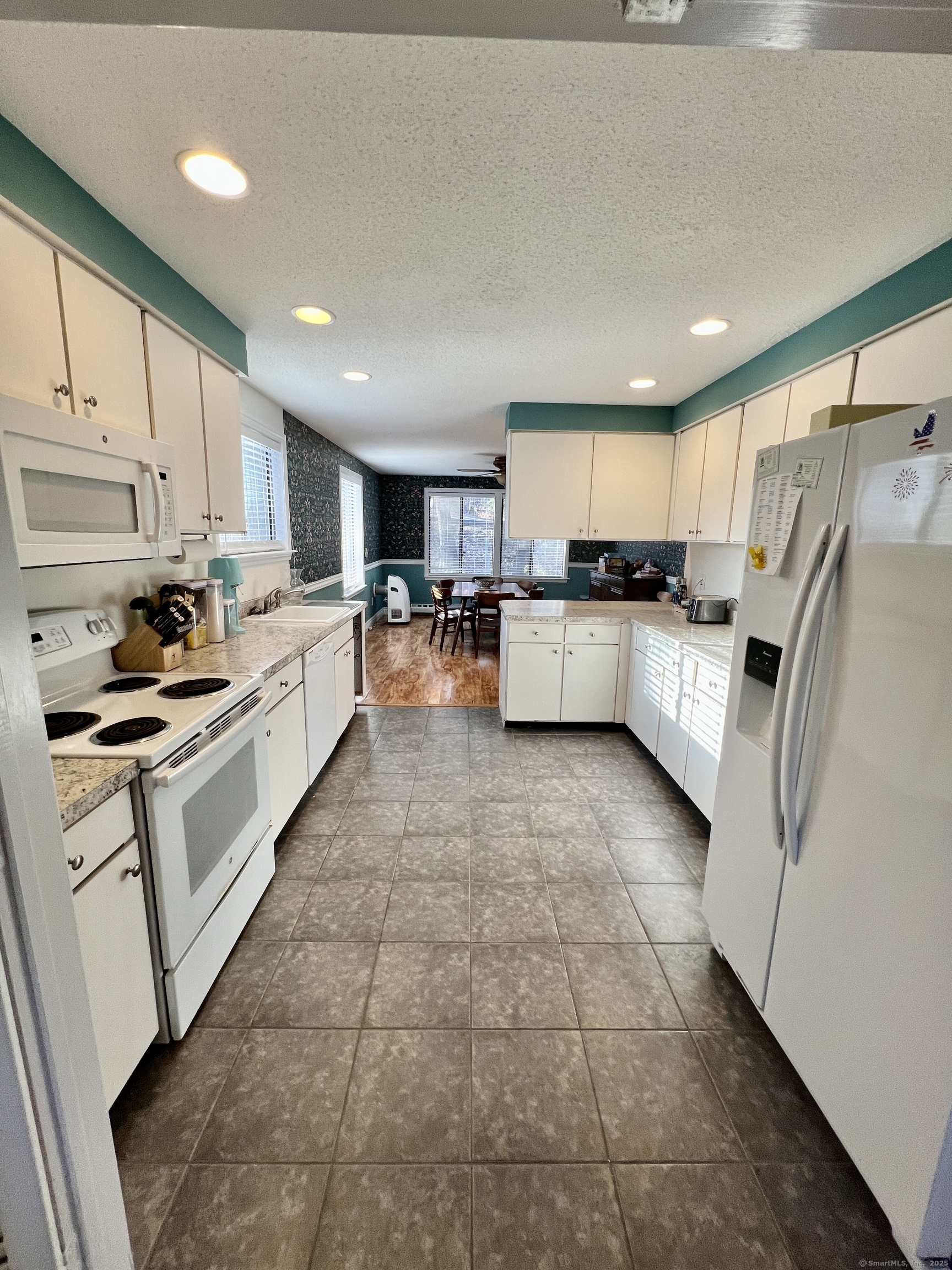 226 Ledge Drive, Torrington, Connecticut image 12