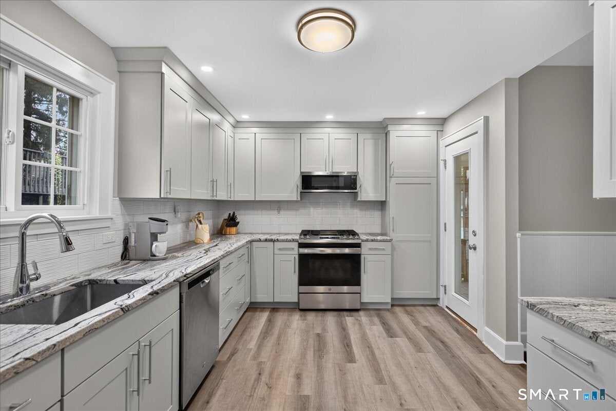 21 Hobson Avenue