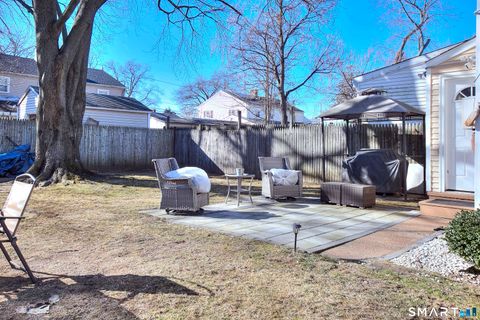 Tiny photo for 425 McKinley Avenue, Stratford, CT 06615 (MLS # 24150245)