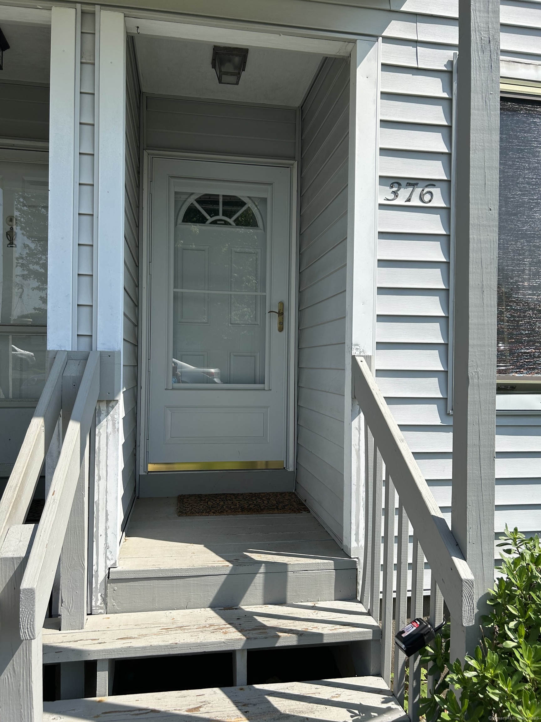 Property for Sale at Cypress Road 376, Newington, Connecticut - Bedrooms: 2 
Bathrooms: 2 
Rooms: 5  - $265,000