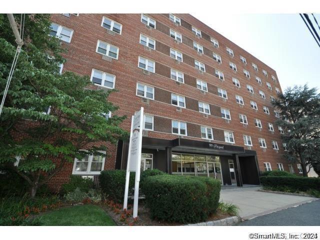 Rental Property at Prospect Street 7M, Stamford, Connecticut - Bathrooms: 1 
Rooms: 3  - $1,700 MO.