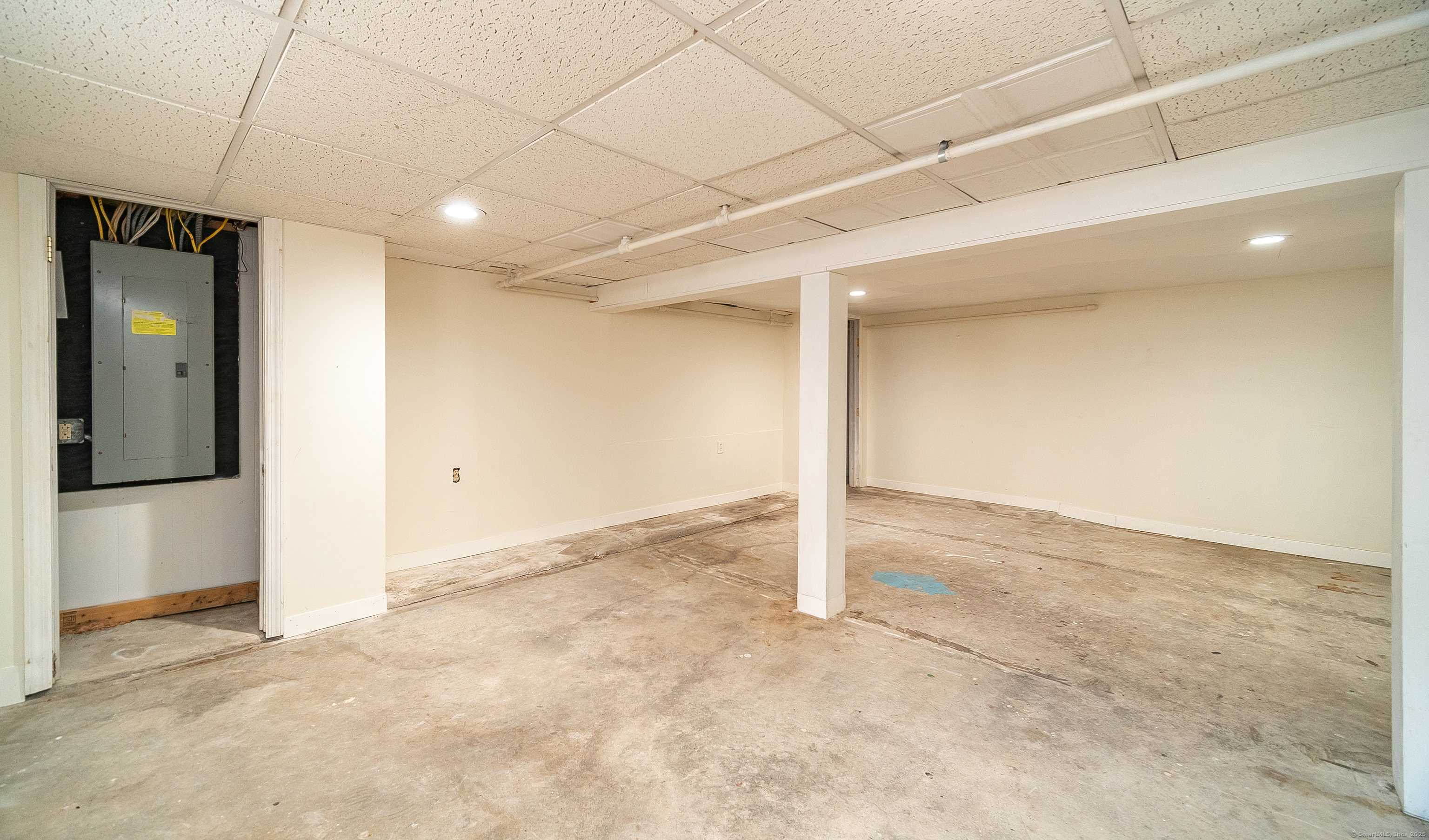 43 Breyer Avenue, Bridgeport, Connecticut image 23