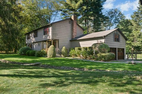 Photo of 7 Morehouse Lane, Norwalk, CT 06850 (MLS # 24133093)