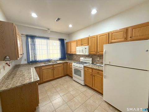 Tiny photo for 174 Wallens Street #APT B6, Winchester, CT 06098 (MLS # 24144757)